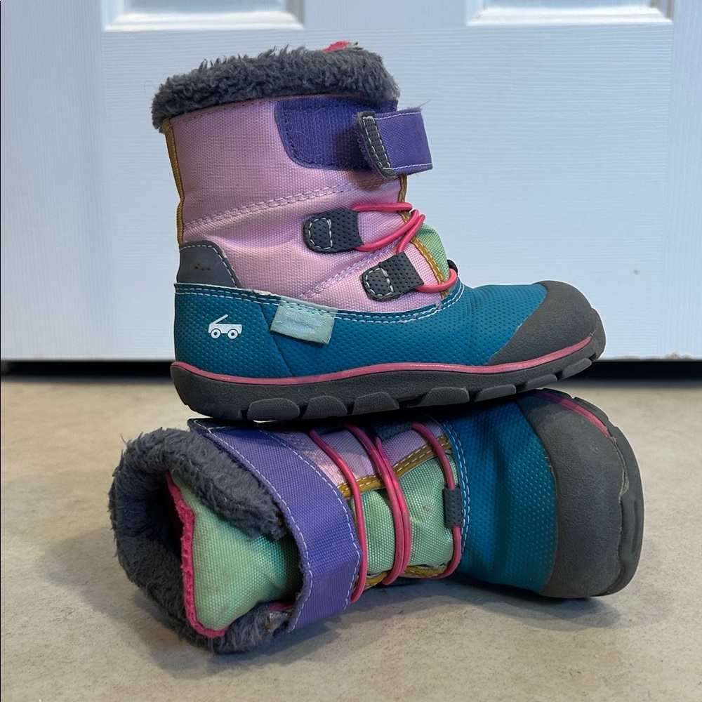 See Kai Run Snow boot
3M Thinsulate Pink and Gray Water-Resistant Boots